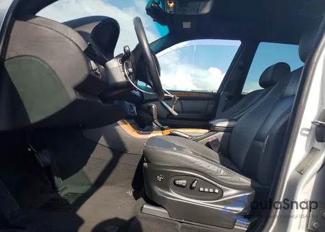 2001 BMW X5 4.4I z USA, uszkodzony, nr VIN WBAFB33501LH10612